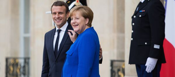 Канцлер Германии Ангела Меркель и президент Франции Эммануэль Макрон Канцлер Германии Ангела Меркель и президент Франции Эммануэль Макрон - Sputnik Грузия