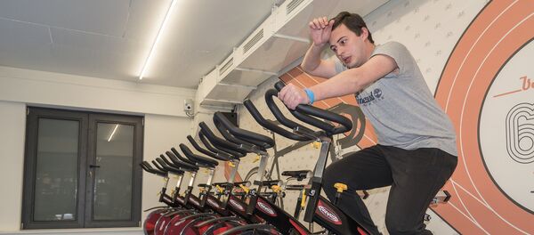 Рубрика : Журналист меняет профессию - модель - Sputnik Грузия