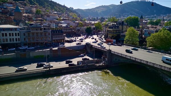 Вид на набережную Тбилиси и площадь Вахтанга Горгасали (Мейдан) - Sputnik Грузия