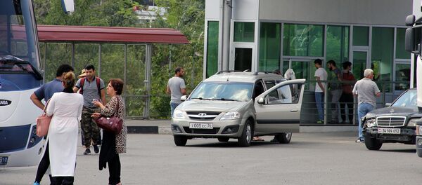 Армяно-грузинская граница. КПП Баграташен-Садахло - Sputnik Грузия