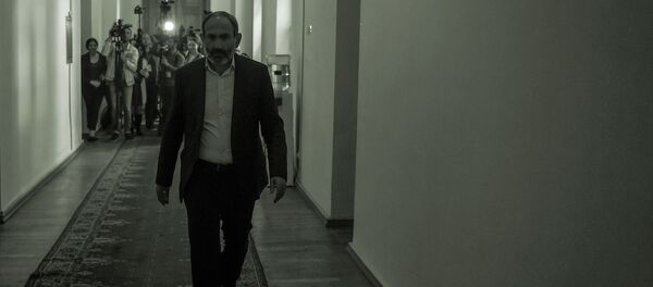 ნიკოლ პაშინიანი ნიკოლ პაშინიანი - Sputnik საქართველო