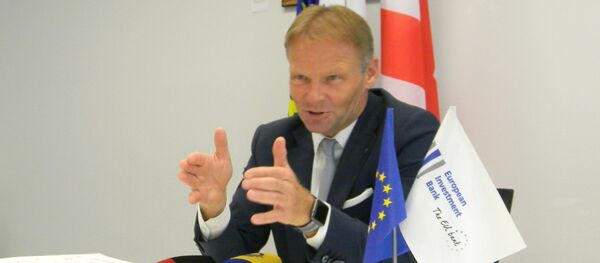 Вице-президент Европейского инвестиционного банка (EIB) Вазил Худак - Sputnik Грузия