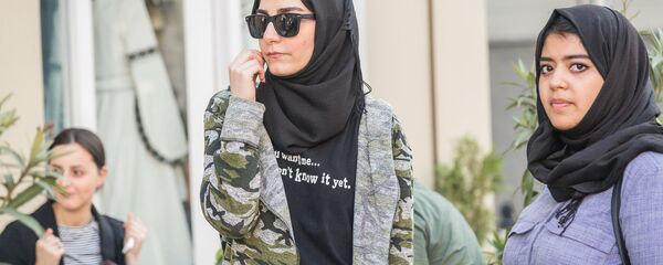 ტურისტები თბილისში - Sputnik საქართველო