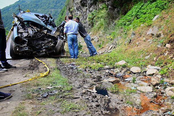 Причины столкновения и виновного в автокатастрофе установит следствие - Sputnik Грузия
