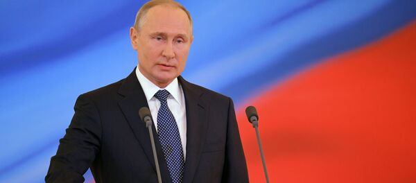 Президент России Владимир Путин во время церемонии инаугурации (7 мая 2018). Москвa - Sputnik Грузия