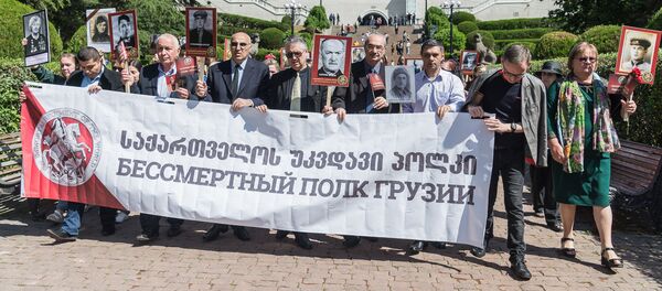 Акция “Бессмертный полк” состоялась в столице Грузии: кадры шествия - Sputnik Грузия