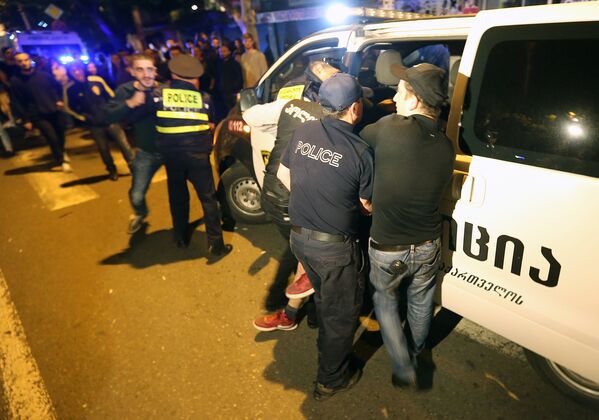 Столичная полиция провела масштабный рейд по тбилисским ночным клубам - Sputnik Грузия