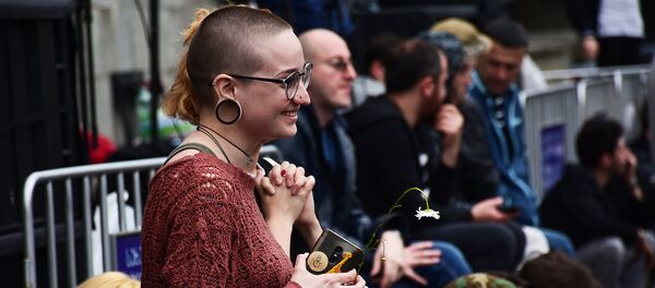 Участники акции Движения белый шум - Sputnik Грузия