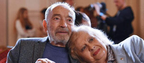 Российские актеры Валентин Гафт и Галина Анисимова - Sputnik Грузия