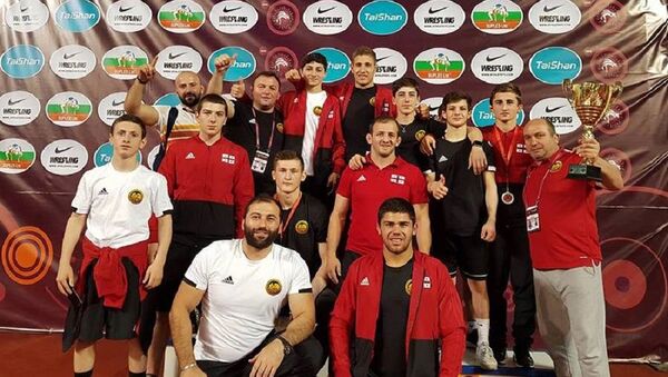 Грузинские борцы вольного стиля на чемпионате Европы среди кадетов - Sputnik Грузия