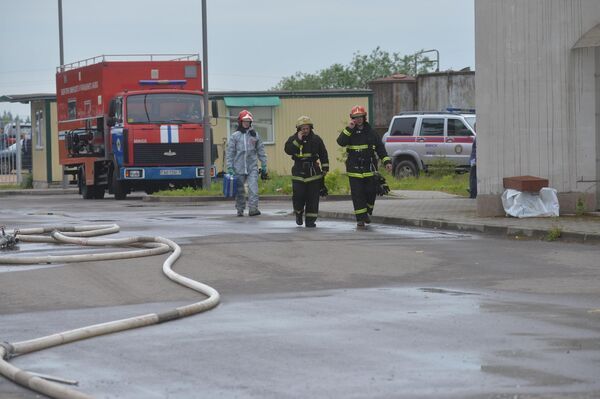 Через полчаса после сообщения о взрыве пожар был ликвидирован - Sputnik Грузия