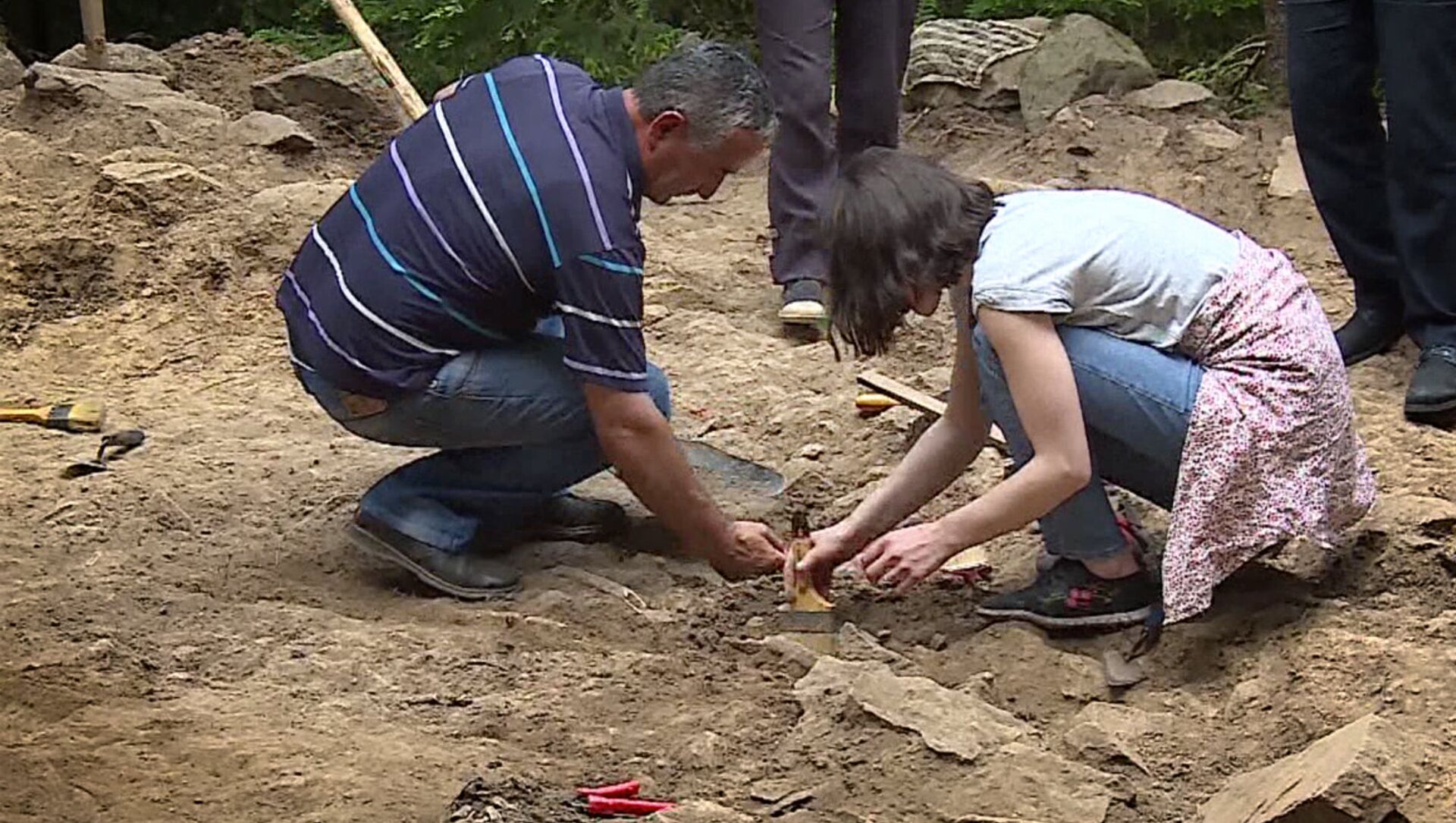 Археологи работают на раскопках на руинах древней церкви в селе Фуртио Шуахевского района Аджарии - Sputnik Грузия, 1920, 18.08.2021