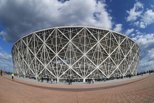Так впечатляюще выглядит стадион Волгоград Арена, который находится на берегу Волги - Sputnik Грузия