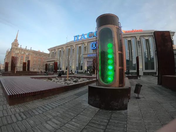 “Барометр счастья” в онлайм-режиме измеряет настроение жителей Екатеринбурга. 