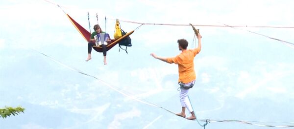 Концерт над пропастью: шокирующее выступление китайских музыкантов - Sputnik Грузия