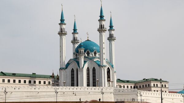 Кул-Шариф — главная соборная мечеть республики Татарстан расположена на территории Казанского кремля - Sputnik Грузия