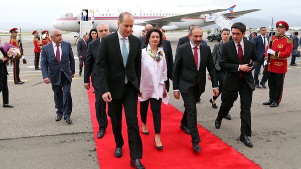 Официальный визит премьер-министра Армении Николы Пашиняна в Грузию - Sputnik Грузия