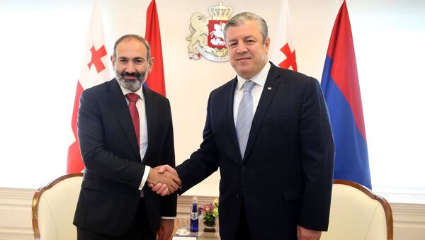 Встреча премьер-министра Грузии Георгия Квирикашвили с премьер-министром Армении Николом Пашиняном  - Sputnik Грузия