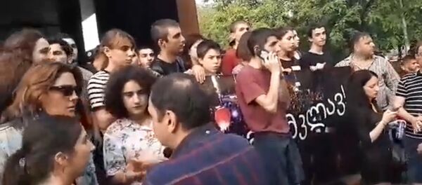 პირდაპირი ჩართვა: ზაზა სარალიძის საპროტესტო აქცია პროკურატურასთან პირდაპირი ჩართვა: ზაზა სარალიძის საპროტესტო აქცია პროკურატურასთან - Sputnik საქართველო