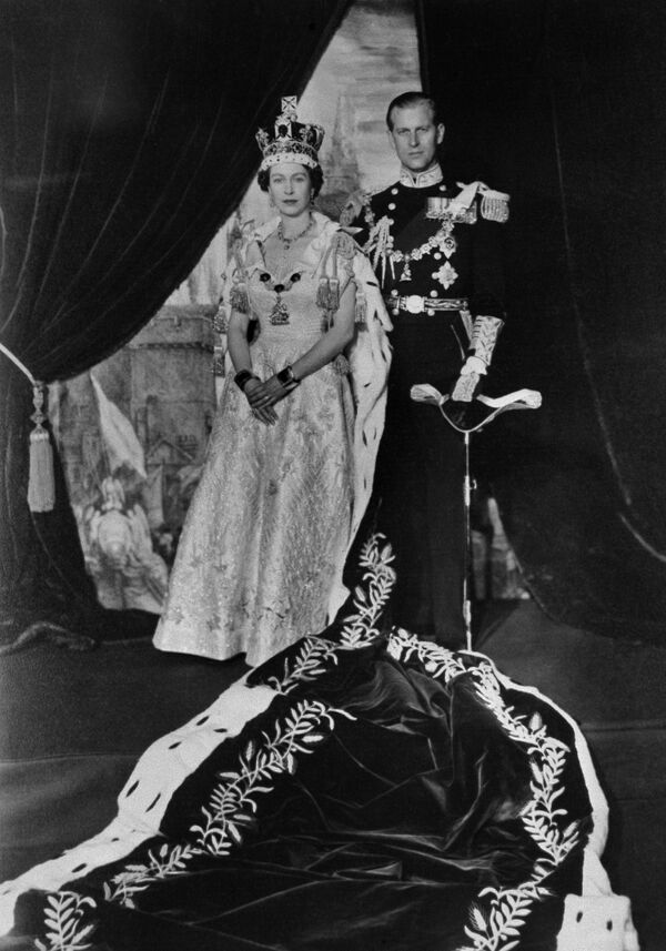 Коронация королевы Елизаветы II ознаменовала начало замечательного правления, самого продолжительного за всю историю Британии - Sputnik Грузия