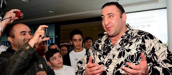 Грузинский сумоист Леван Горгадзе, выступающий под именем Тотиносин - Sputnik Грузия