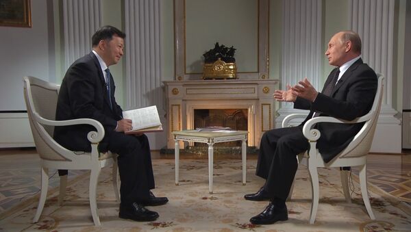 Владимир Путин дал интервью китайскому телевидению - Sputnik Грузия
