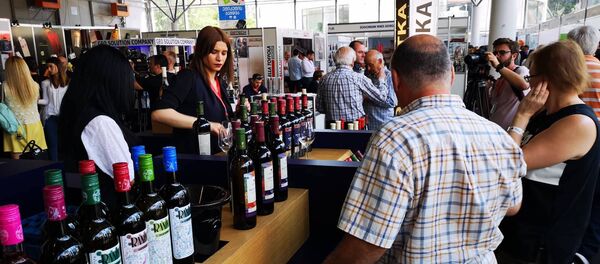 ქართული ღვინო გამოფენაზე თბილისში ქართული ღვინო გამოფენაზე თბილისში - Sputnik საქართველო