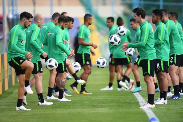 Игроки сборной Австралии на тренировке на стадионе Трудовые резервы в Казани - Sputnik Грузия