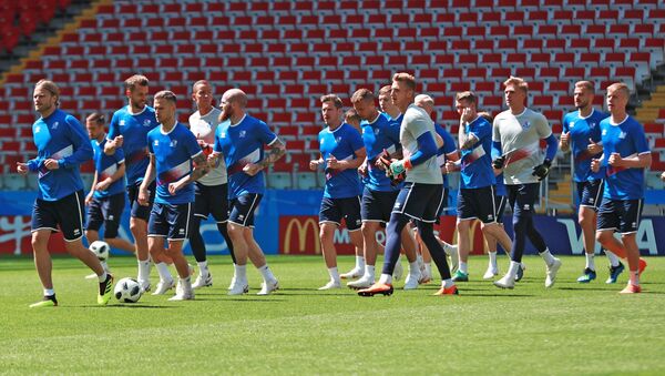 Игроки сборной Исландии на тренировке - Sputnik Грузия