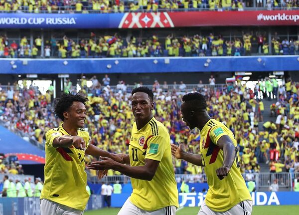 Футбол. ЧМ-2018. Матч Сенегал - Колумбия. Игроки сборной Колумбии радуются забитому голу - Sputnik Грузия