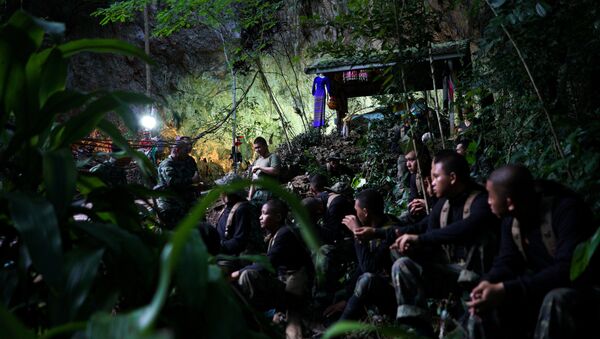 Пещера в Таиланде, где застряли люди - Sputnik Грузия