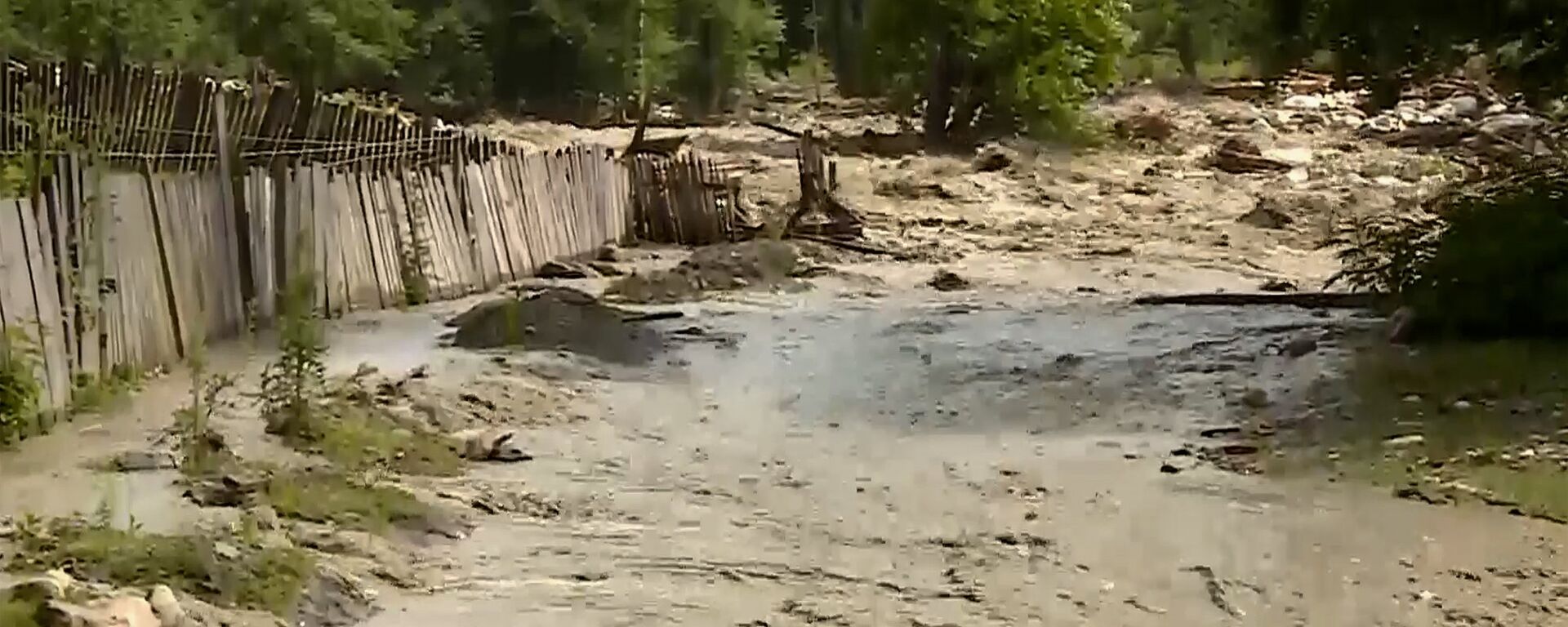 Наводнение в Сванетии - река Ненскра - Sputnik Грузия, 1920, 27.04.2021