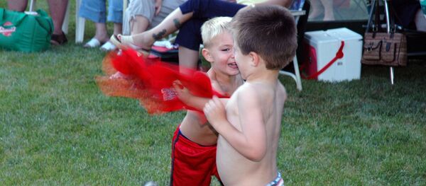 ბავშვების ჩხუბი ბავშვების ჩხუბი - Sputnik საქართველო