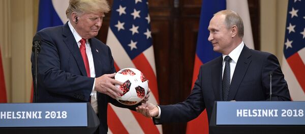 Встреча президента РФ Владимира Путина и президента США Дональда Трампа в Хельсинки - Sputnik Грузия