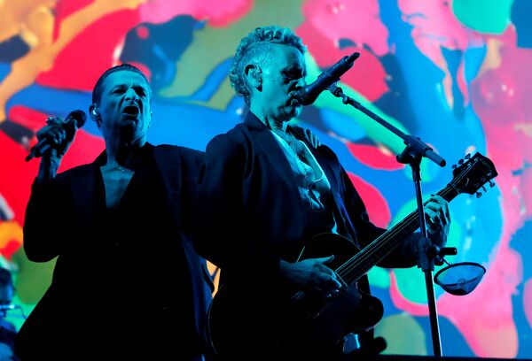 Depeche Mode-ს წევრები მარტინ გორი და დეივ ჰაანი ფესტივალ „პალეოზე“, ნიონი, შვეიცარია.  - Sputnik საქართველო