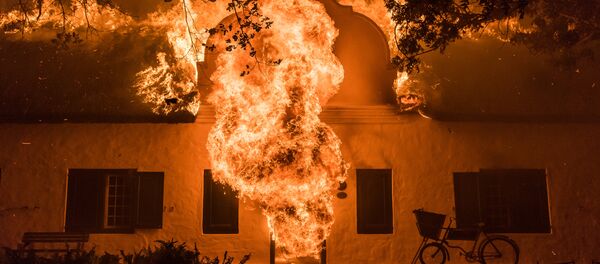 „ცეცხლში: ზღვარს მიღმა. ჯასტინ სალივანი „ცეცხლში: ზღვარს მიღმა. ჯასტინ სალივანი - Sputnik საქართველო
