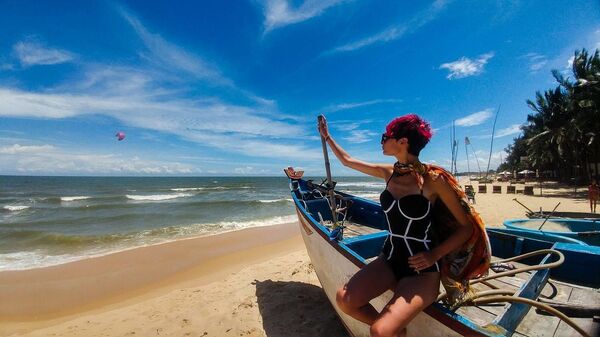 სალი ჯანელიძის თვალით დანახული მსოფლიო და კამბოჯაში ტანჯვად ქცეული მოგზაურობა სალი ჯანელიძის თვალით დანახული მსოფლიო და კამბოჯაში ტანჯვად ქცეული მოგზაურობა - Sputnik საქართველო