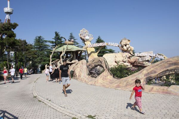 Кто и что мешает восстановлению канатной дороги на Руставели - Sputnik Грузия