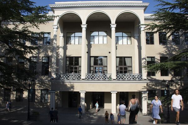 Кто и что мешает восстановлению канатной дороги на Руставели - Sputnik Грузия