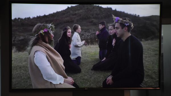 В мультимедийном пресс-центре Sputnik Грузия прошла премьера фильма «Легенда о двух народах», совместно снятого детьми из Грузии и России - Sputnik Грузия