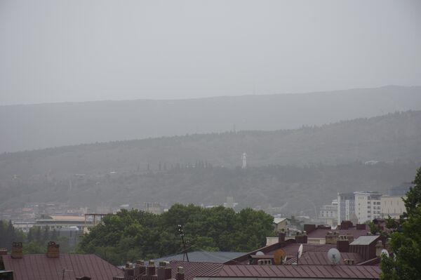 Опасный смог или пыль - что происходит в Тбилиси? - Sputnik Грузия