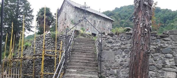 წმინდა გიორგის ტაძარი სოფელ აჭში წმინდა გიორგის ტაძარი სოფელ აჭში - Sputnik საქართველო