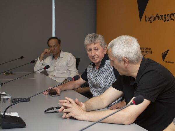 Круглый стол: Чемпионат мира по футболу - итоги и перспективы Круглый стол: Чемпионат мира по футболу - итоги и перспективы - Sputnik საქართველო