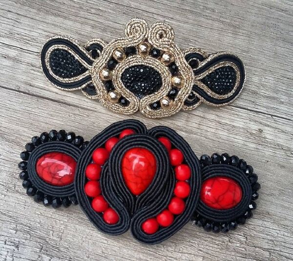 ბროშები ბროშები - Sputnik საქართველო