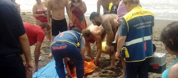 სომხეთის მოქალაქე ზღვაზე გადაარჩინეს სომხეთის მოქალაქე ზღვაზე გადაარჩინეს - Sputnik საქართველო