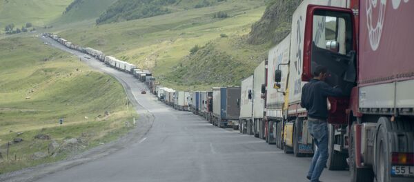 საცობები ზემო ლარსზე საცობები ზემო ლარსზე - Sputnik საქართველო