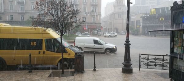 ძლიერი წვიმა თბილისში - Sputnik საქართველო