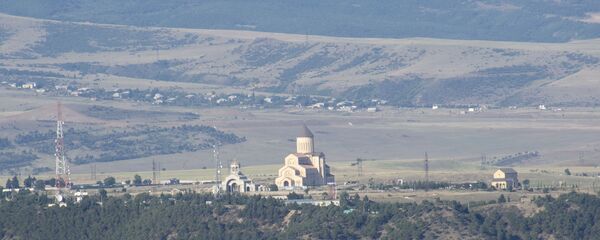 ტაძარი მახათას მთაზე ტაძარი მახათას მთაზე - Sputnik საქართველო