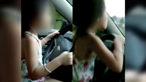 Родители посадили за руль 6-летнюю дочку – вот, что из этого вышло. Видео - Sputnik Грузия