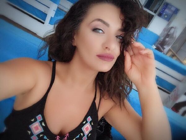 ბანკის თანამშრომელი, ბრილიანტების კურიერი და „მისის პლანეტა 2018“ ნინი შერმადინის X Factor ბანკის თანამშრომელი, ბრილიანტების კურიერი და „მისის პლანეტა 2018“ ნინი შერმადინის X Factor - Sputnik საქართველო